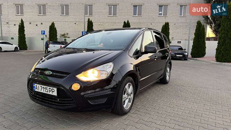 Минивэн Ford S-Max 2011 в Киеве