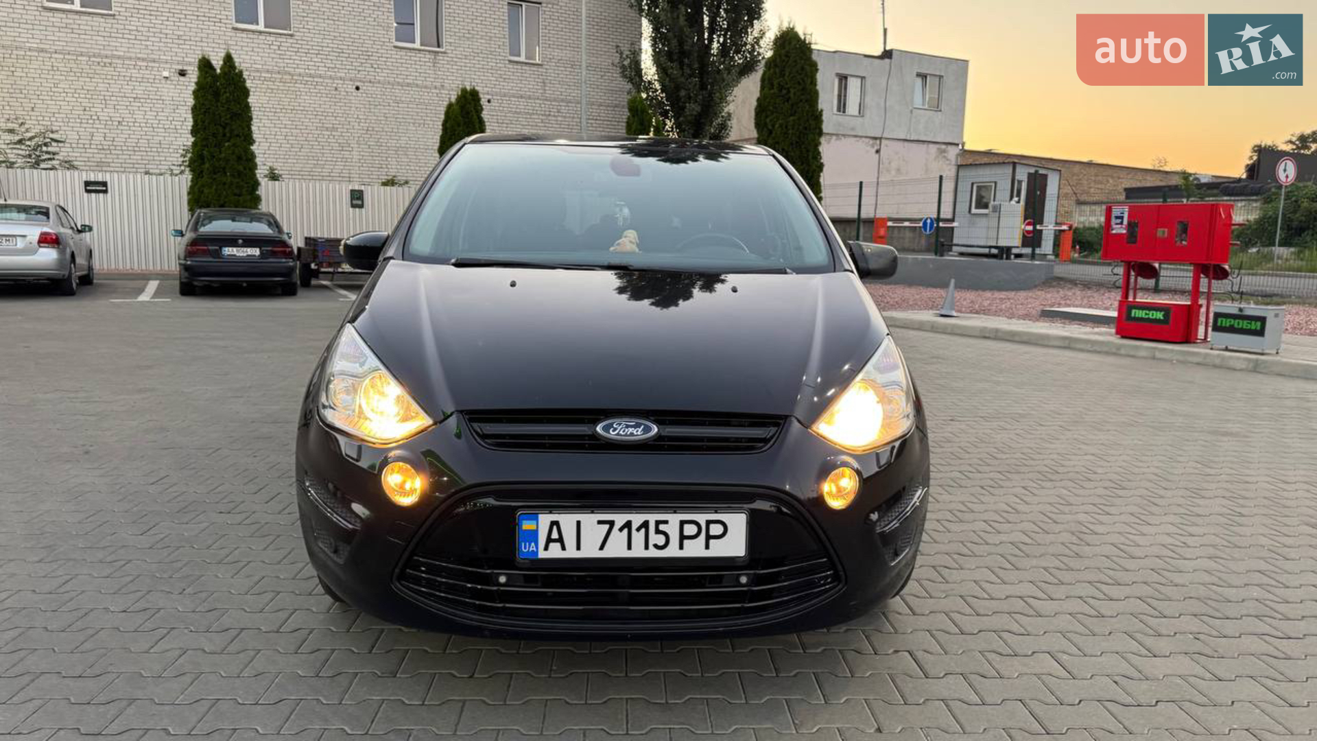 2011 Ford S-MAX - мініатюра 40