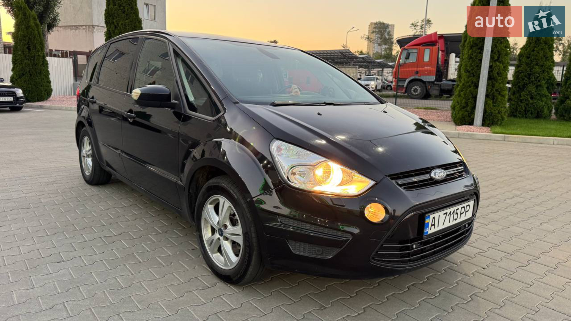 2011 Ford S-MAX - мініатюра 39