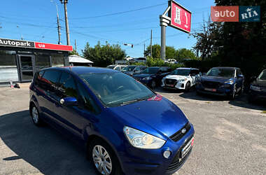 Минивэн Ford S-Max 2013 в 