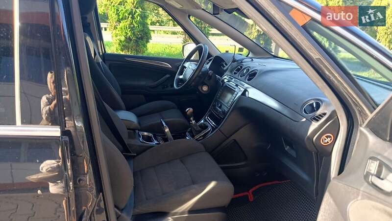 Минивэн Ford S-Max 2012 в Хмельницком