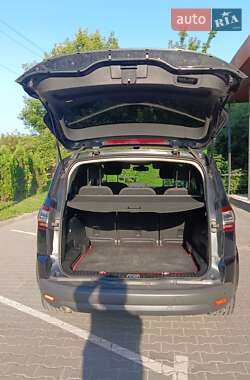 Минивэн Ford S-Max 2012 в 