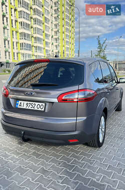 Минивэн Ford S-Max 2012 в 
