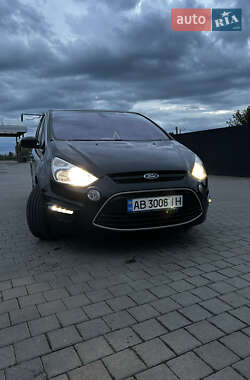 Минивэн Ford S-Max 2011 в 