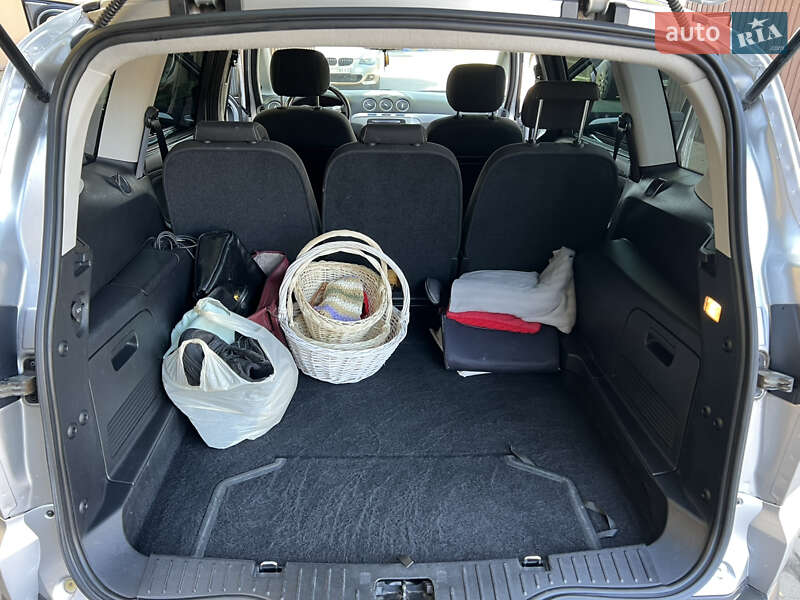 Мінівен Ford S-Max 2011 в Коломиї