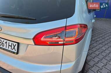 Минивэн Ford S-Max 2011 в 