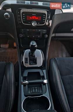 Мінівен Ford S-Max 2014 в 