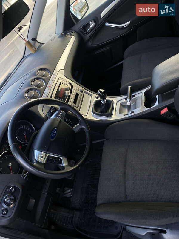 Мінівен Ford S-Max 2008 в Луцьку
