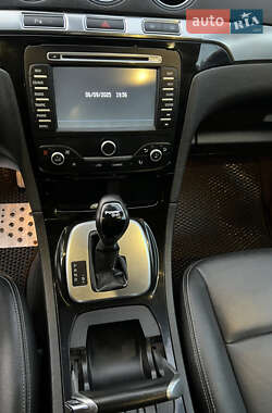 Мінівен Ford S-Max 2013 в 