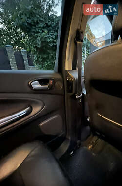 Мінівен Ford S-Max 2013 в 