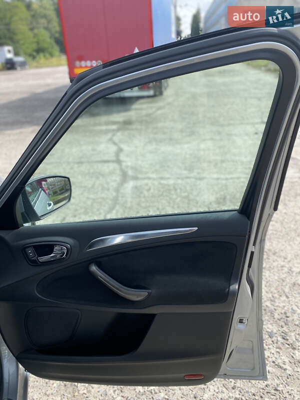 Минивэн Ford S-Max 2006 в Львове фото 27 Минивэн Ford S-Max 2006 в Львове