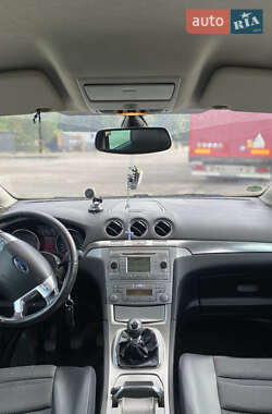 Минивэн Ford S-Max 2006 в 