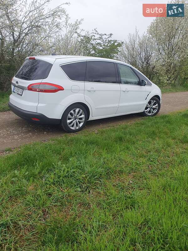 Минивэн Ford S-Max 2013 в Сваляве