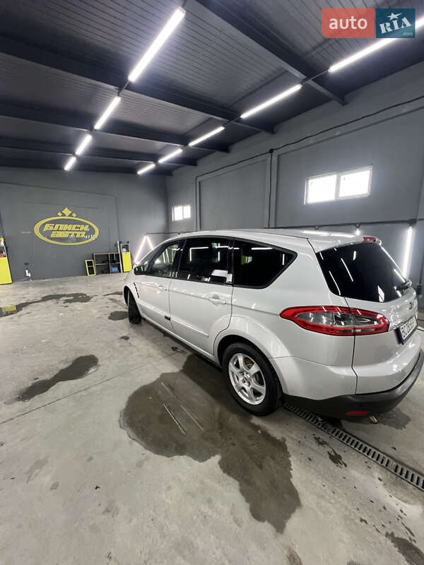 Минивэн Ford S-Max 2010 в Львове