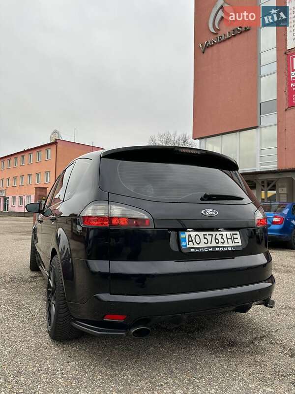 Мінівен Ford S-Max 2007 в Нововолинську