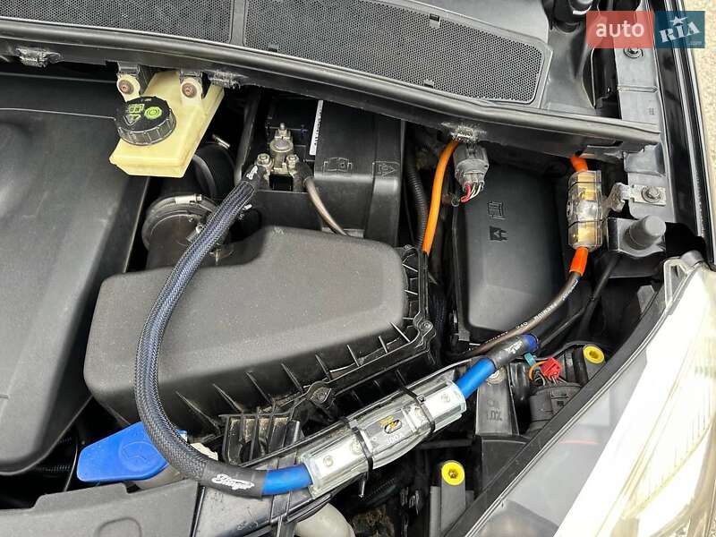 Мінівен Ford S-Max 2007 в Нововолинську