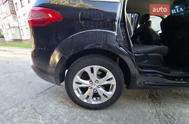 Мінівен Ford S-Max 2010 в 