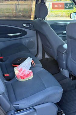 Мінівен Ford S-Max 2009 в 