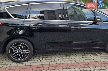 Мінівен Ford S-Max 2015 в 