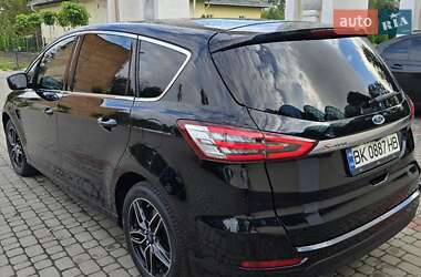 Мінівен Ford S-Max 2015 в 