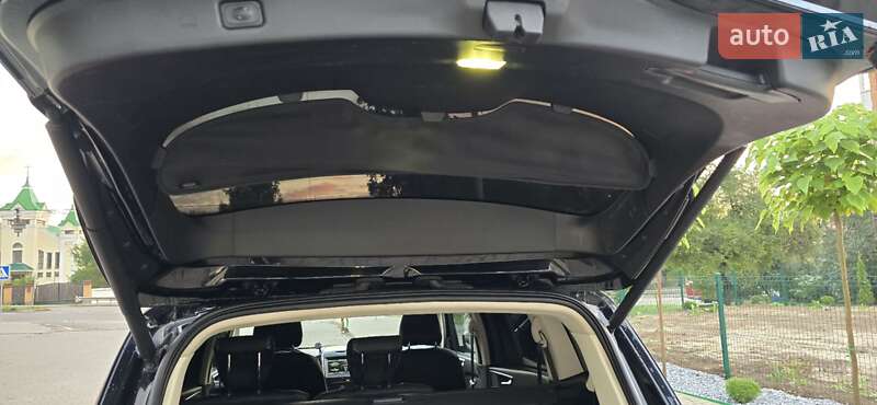 Минивэн Ford S-Max 2015 в Остроге