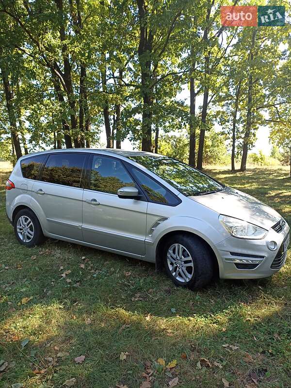 Минивэн Ford S-Max 2013 в Коростене