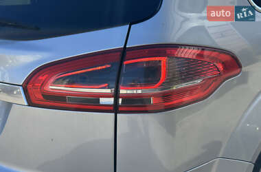 Мінівен Ford S-Max 2014 в 