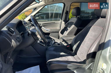 Мінівен Ford S-Max 2014 в 