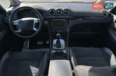 Мінівен Ford S-Max 2014 в 
