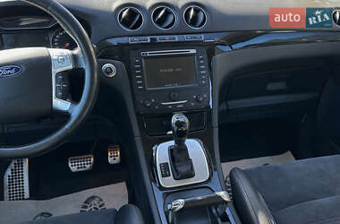 Мінівен Ford S-Max 2014 в 