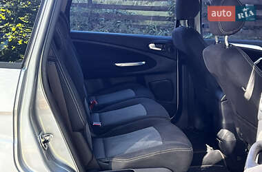 Минивэн Ford S-Max 2013 в 