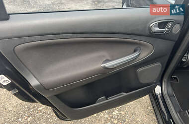 Мінівен Ford S-Max 2013 в 