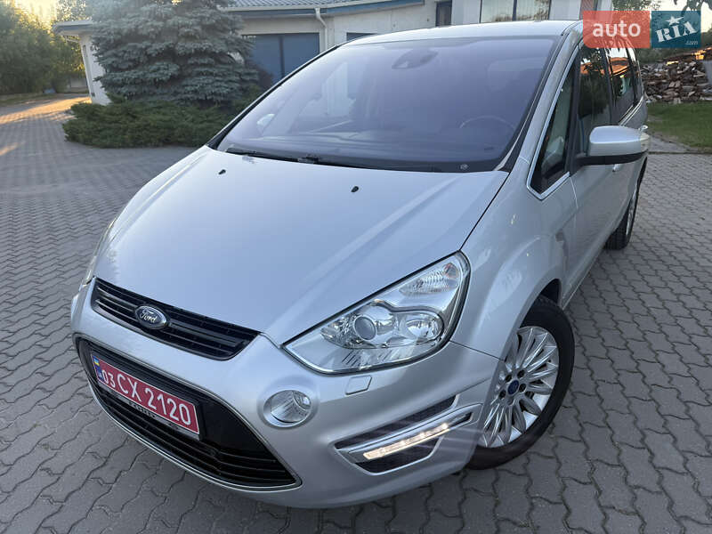 Мінівен Ford S-Max 2013 в 