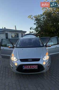 Мінівен Ford S-Max 2013 в 