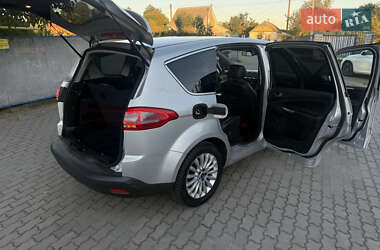 Мінівен Ford S-Max 2013 в 