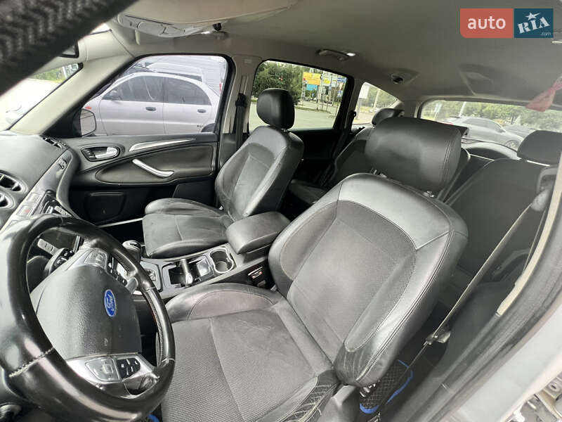 Мінівен Ford S-Max 2010 в Одесі