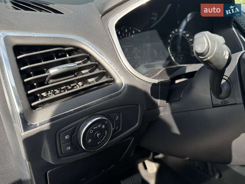 Мінівен Ford S-Max 2018 в Мукачевому