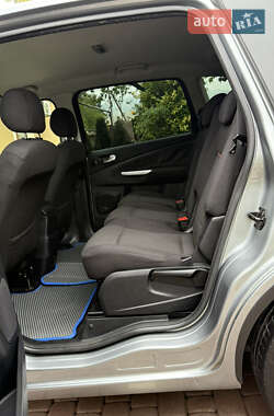 Минивэн Ford S-Max 2007 в 
