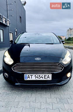 Минивэн Ford S-Max 2015 в Калуше