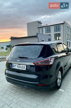 Минивэн Ford S-Max 2015 в 