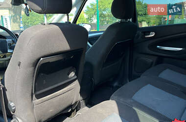 Минивэн Ford S-Max 2011 в 