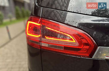 Минивэн Ford S-Max 2013 в 