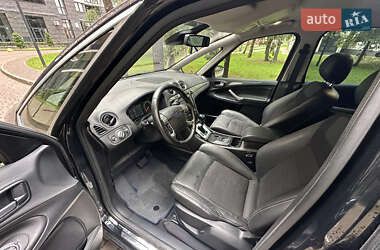 Минивэн Ford S-Max 2013 в 