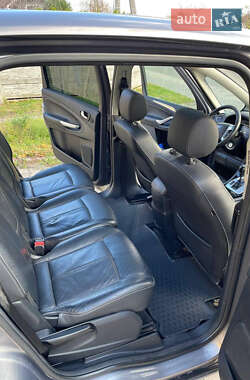 Минивэн Ford S-Max 2011 в 