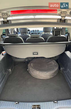 Минивэн Ford S-Max 2011 в 