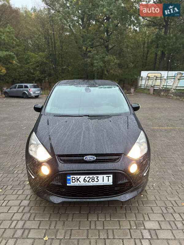 Мінівен Ford S-Max 2014 в Володимирці