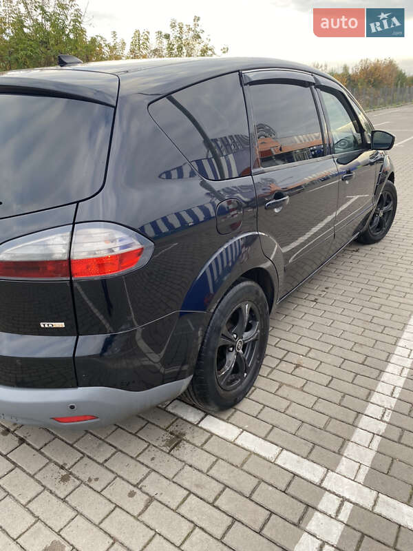 Минивэн Ford S-Max 2009 в Дубно