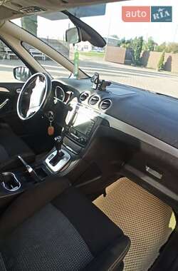 Мінівен Ford S-Max 2013 в 