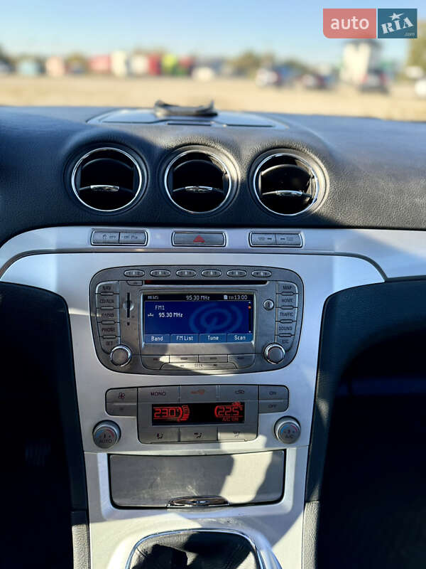 Минивэн Ford S-Max 2009 в Новояворовске фото 37 Минивэн Ford S-Max 2009 в Новояворовске