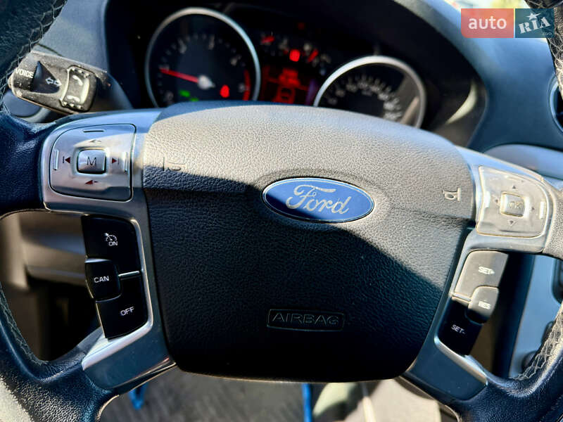 Минивэн Ford S-Max 2009 в Новояворовске фото 38 Минивэн Ford S-Max 2009 в Новояворовске